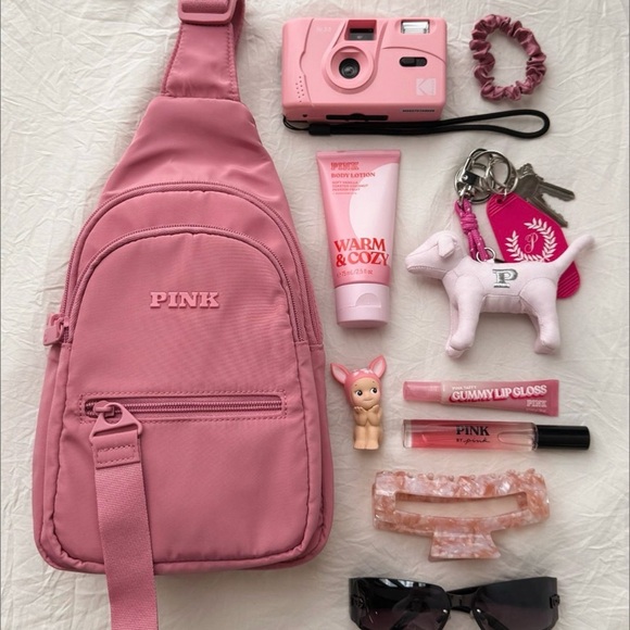 Sold - Picture 1 of 6